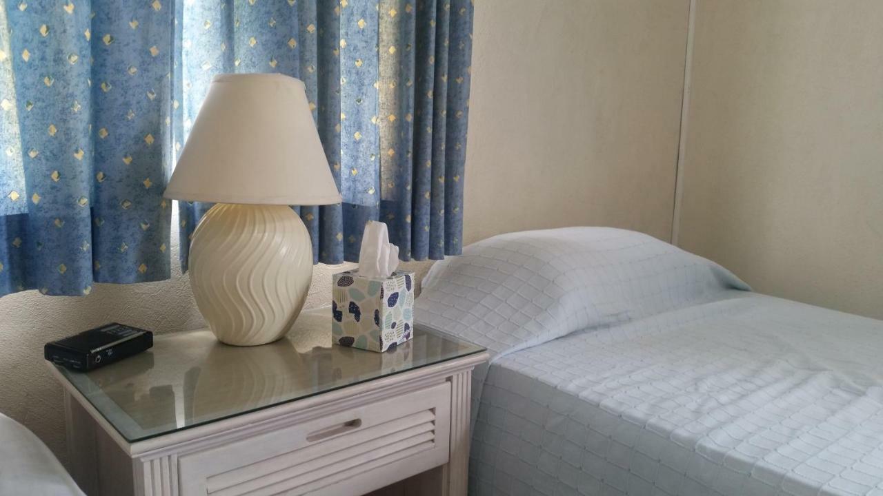 A Home Away From Home Saint Michael Buitenkant foto